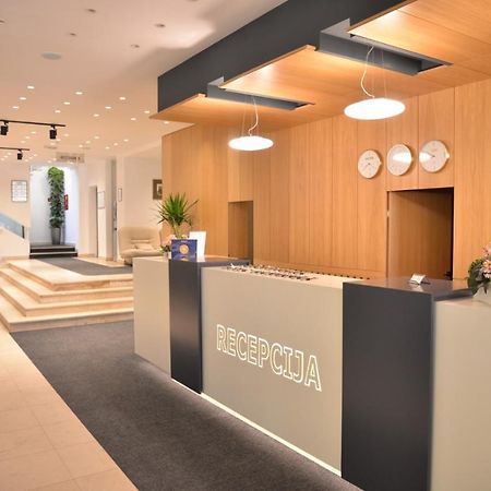 Hotel Pozega Exterior photo