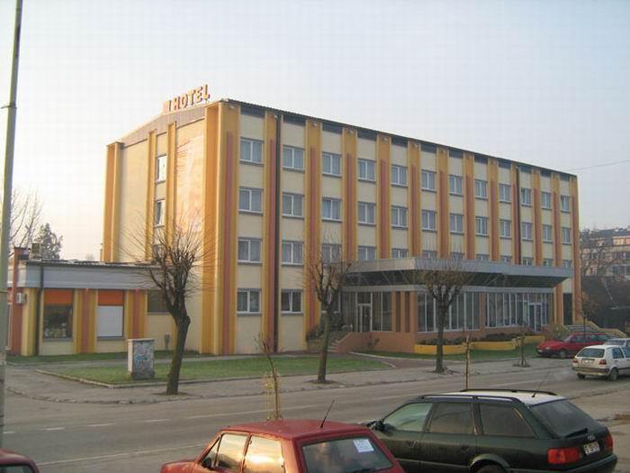 Hotel Pozega Exterior photo