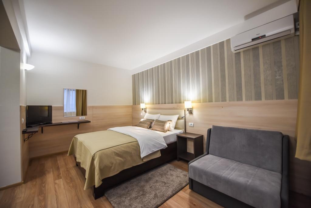 Hotel Pozega Exterior photo