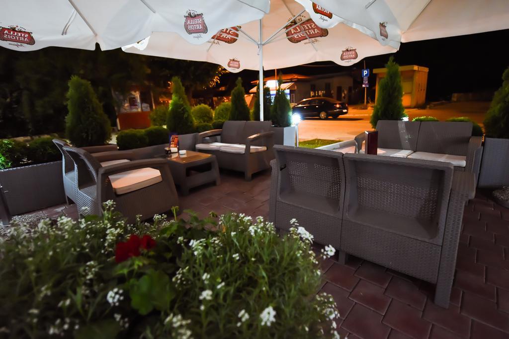 Hotel Pozega Exterior photo