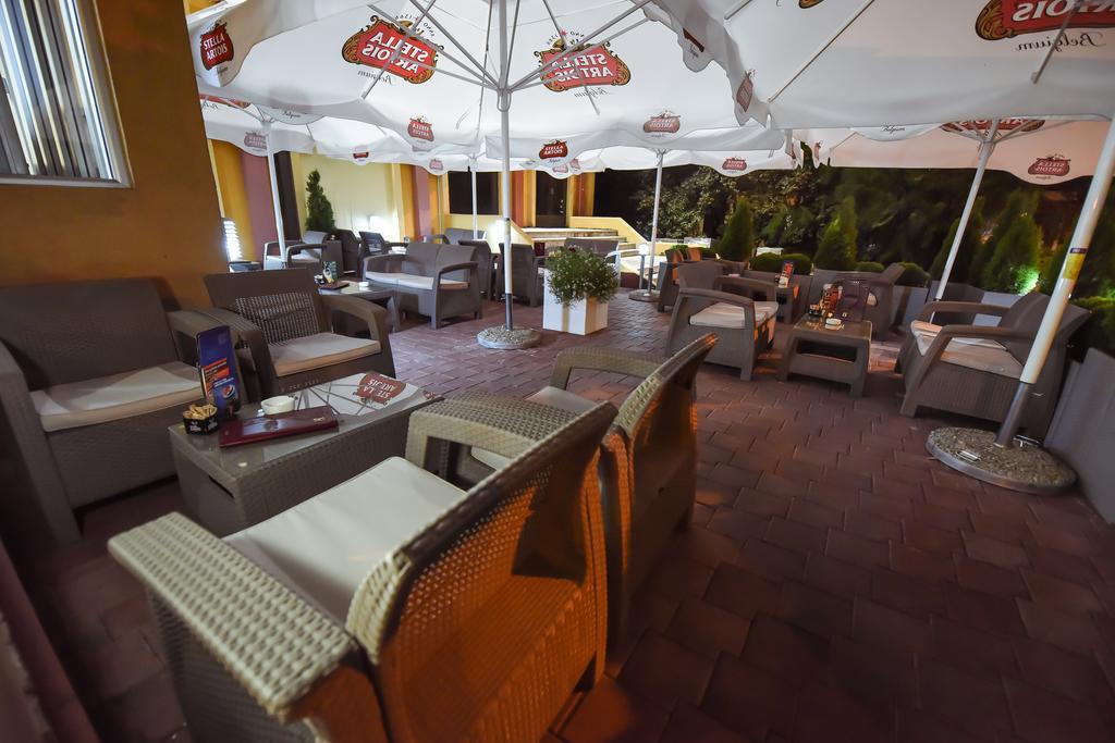 Hotel Pozega Exterior photo